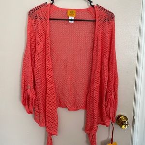 Beautiful  top ties on the bottom